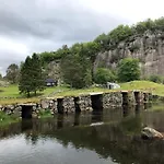 Peaceful Riverfront With Views Algard (Sokndal)